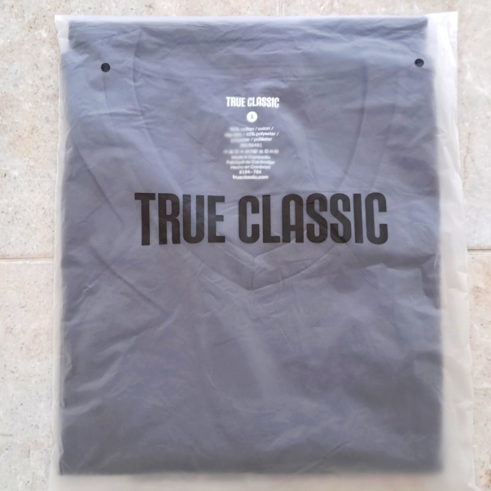NWOT Men's True Classic T-shirt